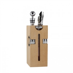 Wine accessories set